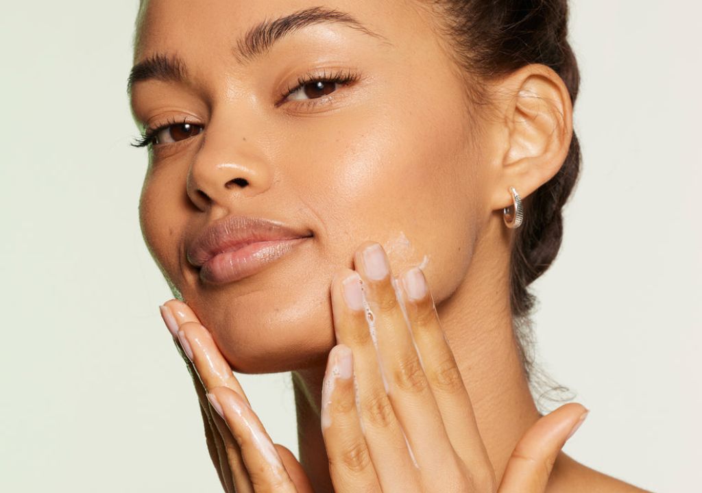 Teen applying Nip+Fab Teen Skin Fix Pore Blaster Wash Day