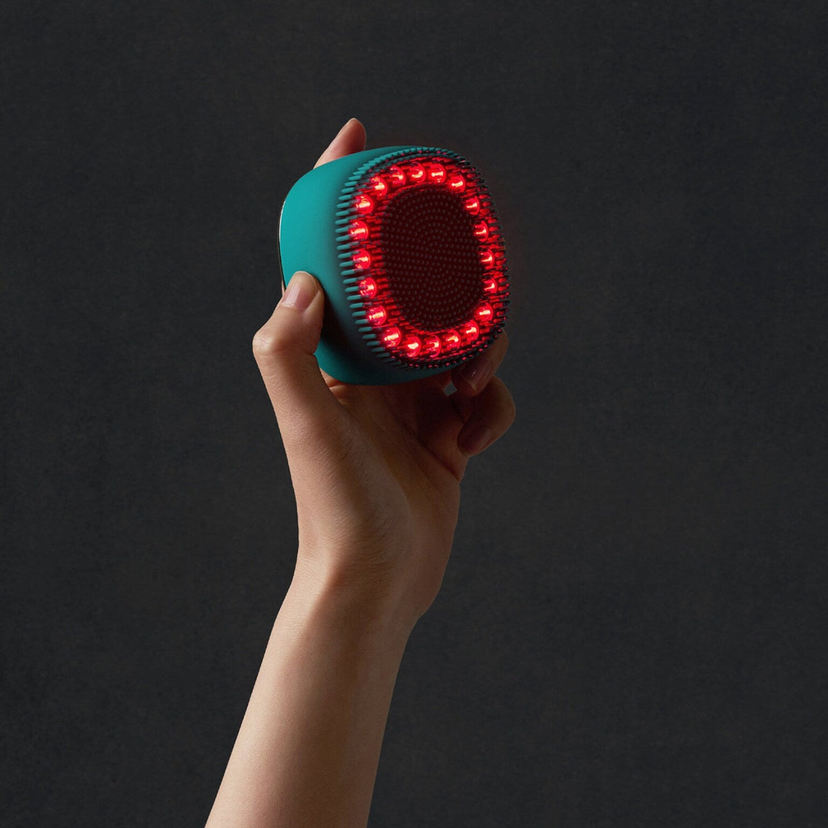 FOREO FAQ 301 LED Hair Strengthening Scalp Massager