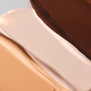 et al. Radiant Foundation Makeup Kit