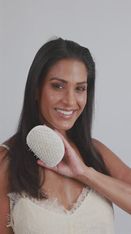 Manta Fine or Fragile & Sensitive Scalp Brush - Pearl White