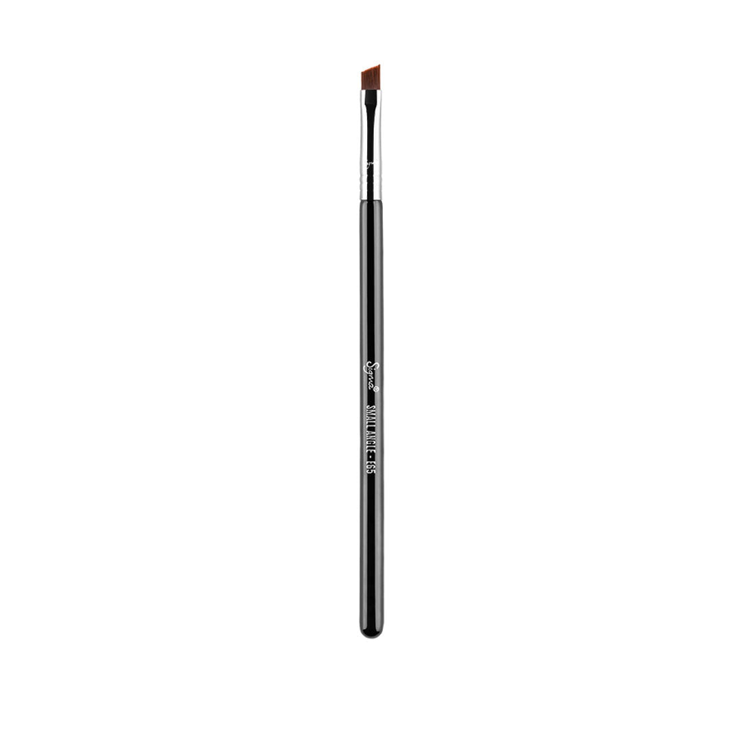 Sigma Beauty E65 - Small Angle Brush